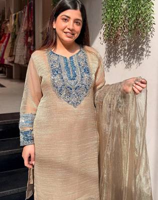 Women's beige silk blend embroidered kurta set with dupatta and palazzo 5