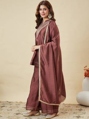 Women's brown silk blend embroidered kurta set with dupatta and palazzo 3