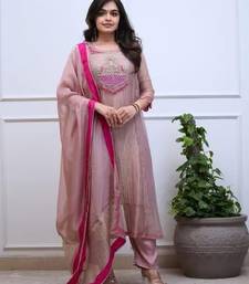 Women's pink silk blend embroidered straight kurta set with dupatta and pant