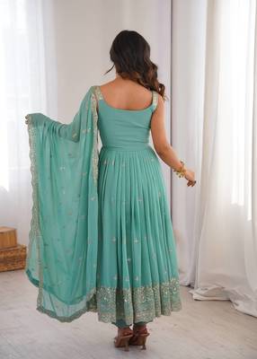 Royal sequin embroidered anarkali set 3