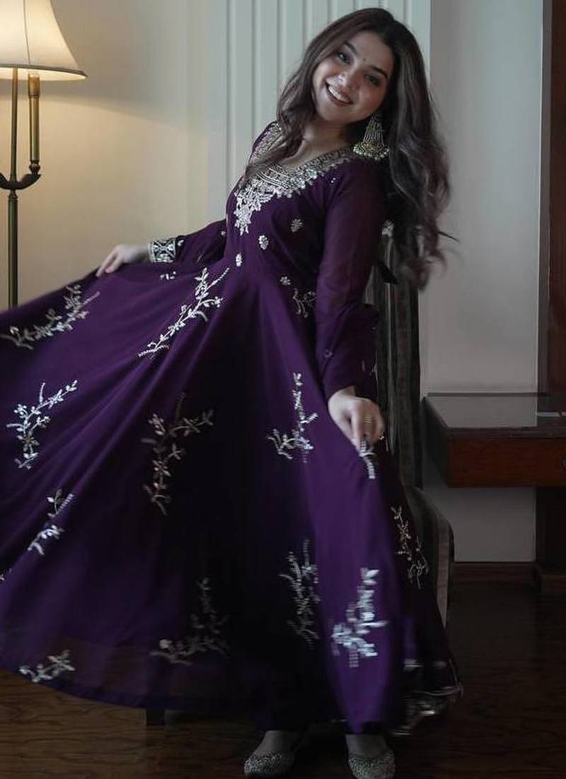 Designer fox georgette embroidered suit set