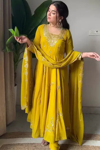 Designer fox georgette embroidered suit set