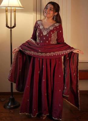 Designer vichitra embroidered gown set 3