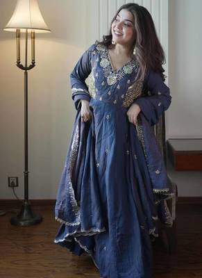 Designer vichitra embroidered gown set 2