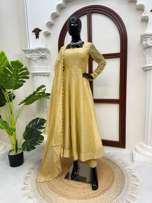 Designer salsa silk foil work gown set 4