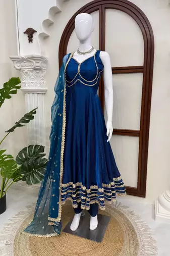 Designer fendy silk 7 meter flair gown set