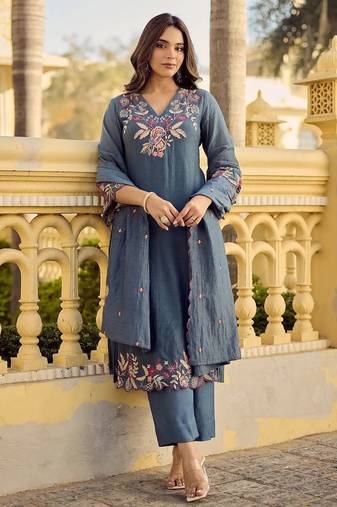 Grey embroidered silk blend kurta pant dupatta set
