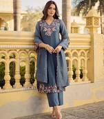 Grey embroidered silk blend kurta pant dupatta set
