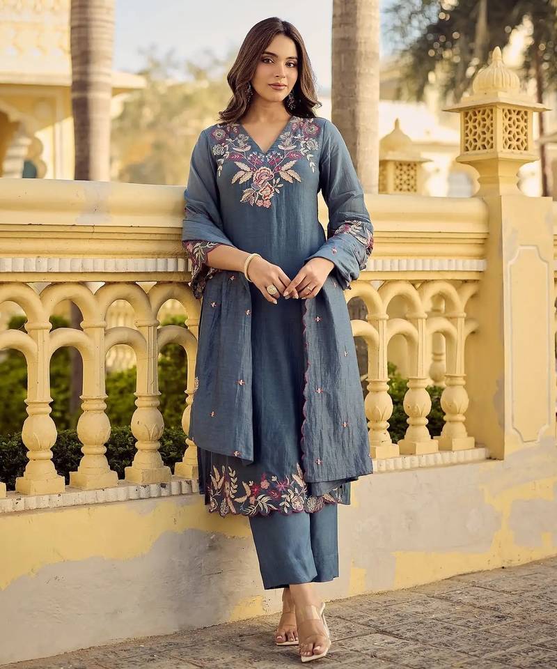 Grey embroidered silk blend kurta pant dupatta set