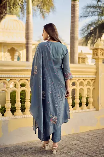 Grey embroidered silk blend kurta pant dupatta set