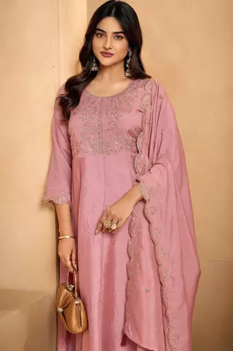 Pink embroidered silk blend kurta pant dupatta set