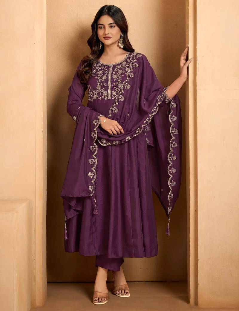Wine embroidered silk blend kurta pant dupatta set