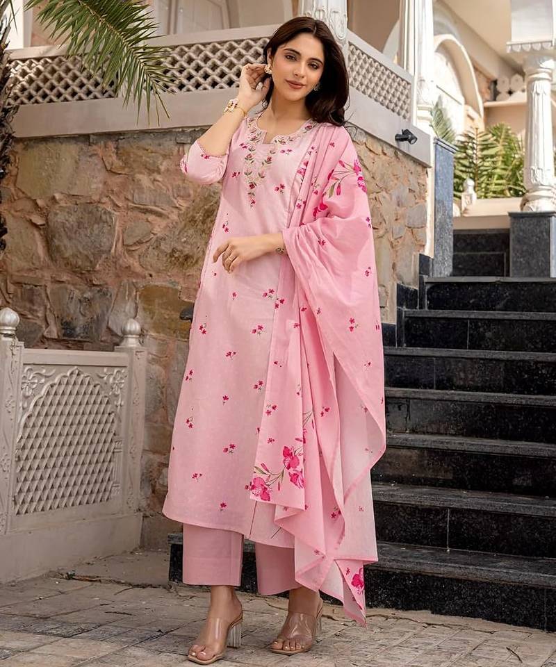pink embroidered chanderi silk kurta pant dupatta set