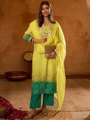 Yellow embroidered chinon silk kurta pant dupatta set 3