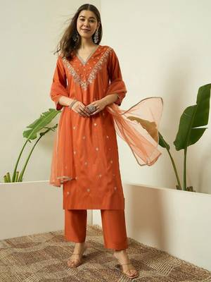 Rust embroidered silk blend kurta pant dupatta set 2