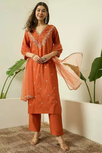 Rust embroidered silk blend kurta pant dupatta set