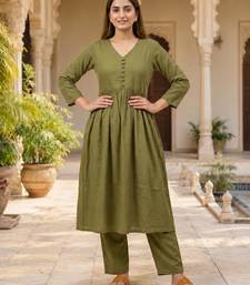 Women's Long Flared V-Neck with Button Details Anarkali shape Empire Waist,Kurta Pant Set