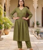 Women's Long Flared V-Neck with Button Details Anarkali shape Empire Waist,Kurta Pant Set