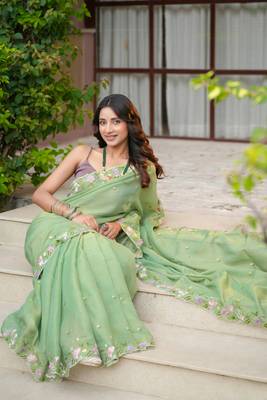 yuti pure linen with hand embroidery 5