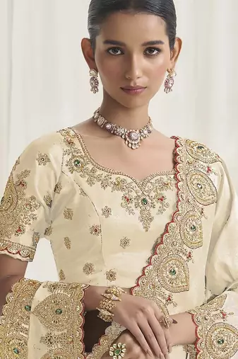Designer cream viscose fabric saree with cream viscose blouse fabric