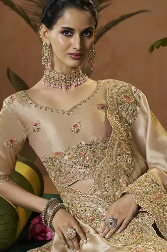 designer gold silk blend fabric saree with gold silk blend blouse fabric