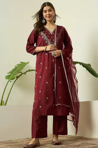 Maroon embroidered silk blend kurta pant dupatta set