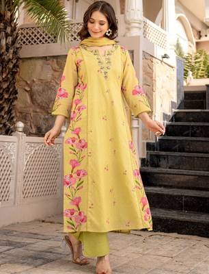 yellow embroidered chanderi silk kurta pant dupatta set 2