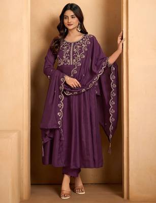 Wine embroidered silk blend kurta pant dupatta set 1
