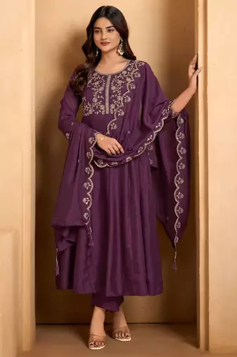 Wine embroidered silk blend kurta pant dupatta set