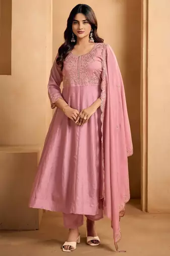 Pink embroidered silk blend kurta pant dupatta set