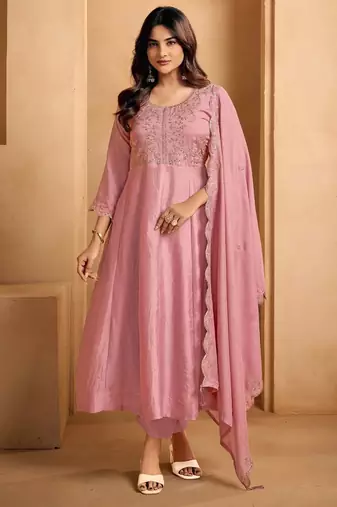 Pink embroidered silk blend kurta pant dupatta set
