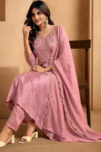Pink embroidered silk blend kurta pant dupatta set