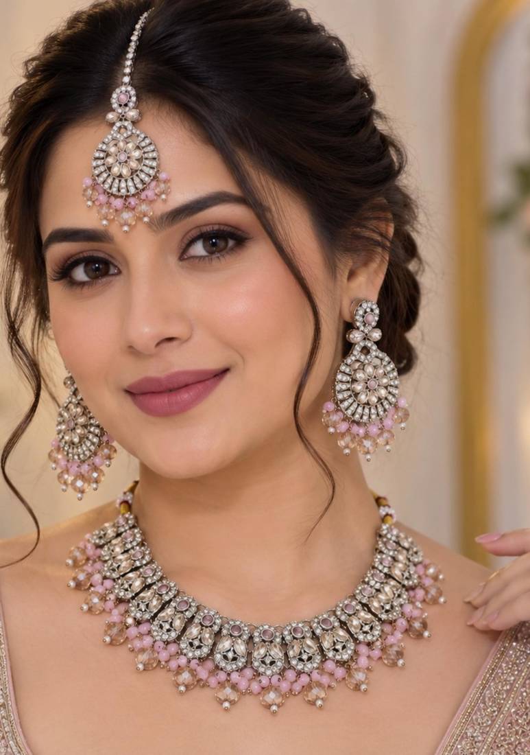 Baby pink mehandi-plated agate stone necklace set with earrings & maang tikka