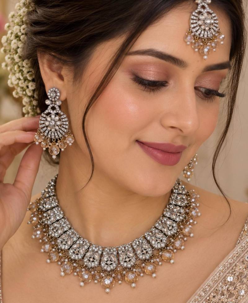 Champion mehandi-plated agate stone necklace set with earrings & maang tikka