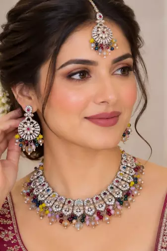 Multi mehandi-plated agate stone necklace set with earrings & maang tikka