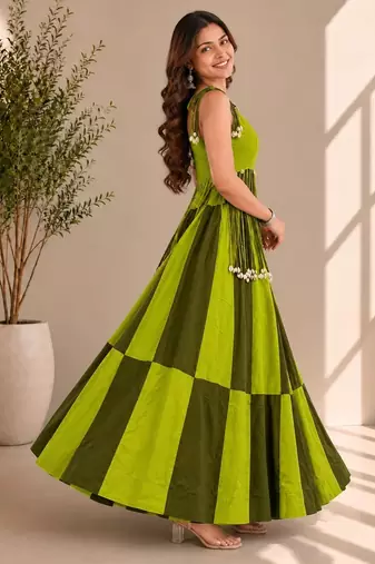 Parrot Green Cowrie Kodi Work Roman Silk Traditional Chaniya Choli
