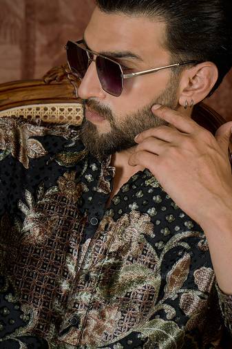 Men's black velvet printed floral kurta – stylish festive ethnic wear