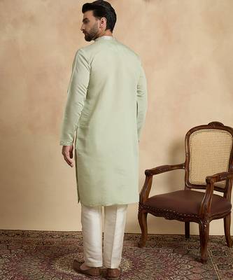 Men's green silk blend embroidered solid kurta – stylish festive ethnic wear 4
