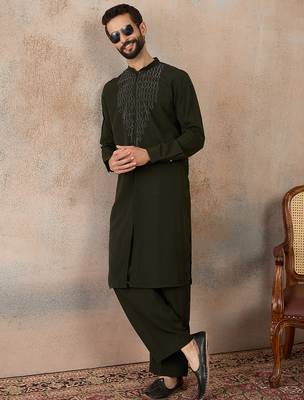 Men's green viscose rayon printed design ethnic motifs kurta with trousers – trendy festive & wedding wear 3