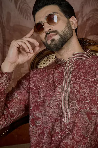 Men's maroon viscose rayon embroidered floral kurta stylish festive ethnic wear