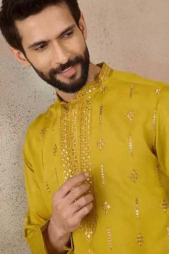 Men's yellow silk blend embroidered solid kurta – stylish festive ethnic wear