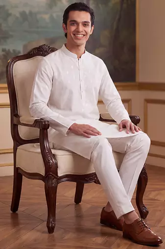 Men's white pure cotton woven design ethnic motifs kurta – stylish festive ethnic wear