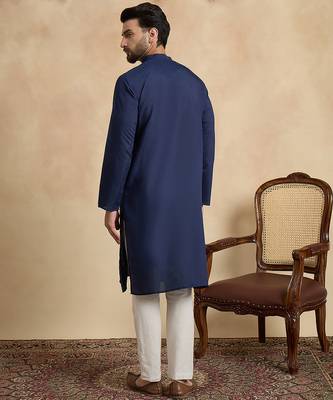 Men's navy blue silk blend embroidered solid kurta – stylish festive ethnic wear 4