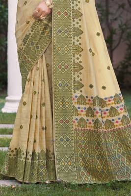 beige with green silk blend woven work traditional saree 3