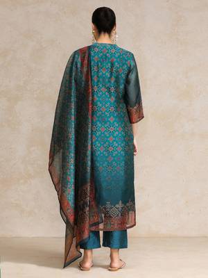 Teal floral printed cfloraleri silk kurta trouser dupatta set 5