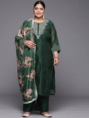 Green floral embroidered cfloraleri silk kurta trouser dupatta set 5