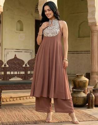 Brown floral embroidered silk blend kurta trouser set 1