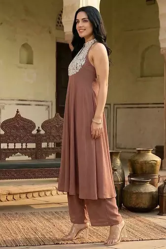 Brown floral embroidered silk blend kurta trouser set