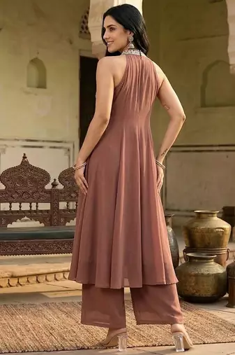 Brown floral embroidered silk blend kurta trouser set