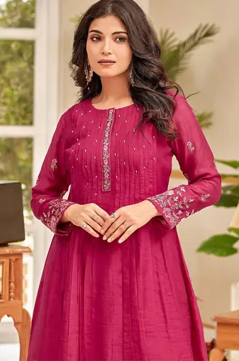 Pink floral embroidered cfloraleri cotton kurta palazzo set